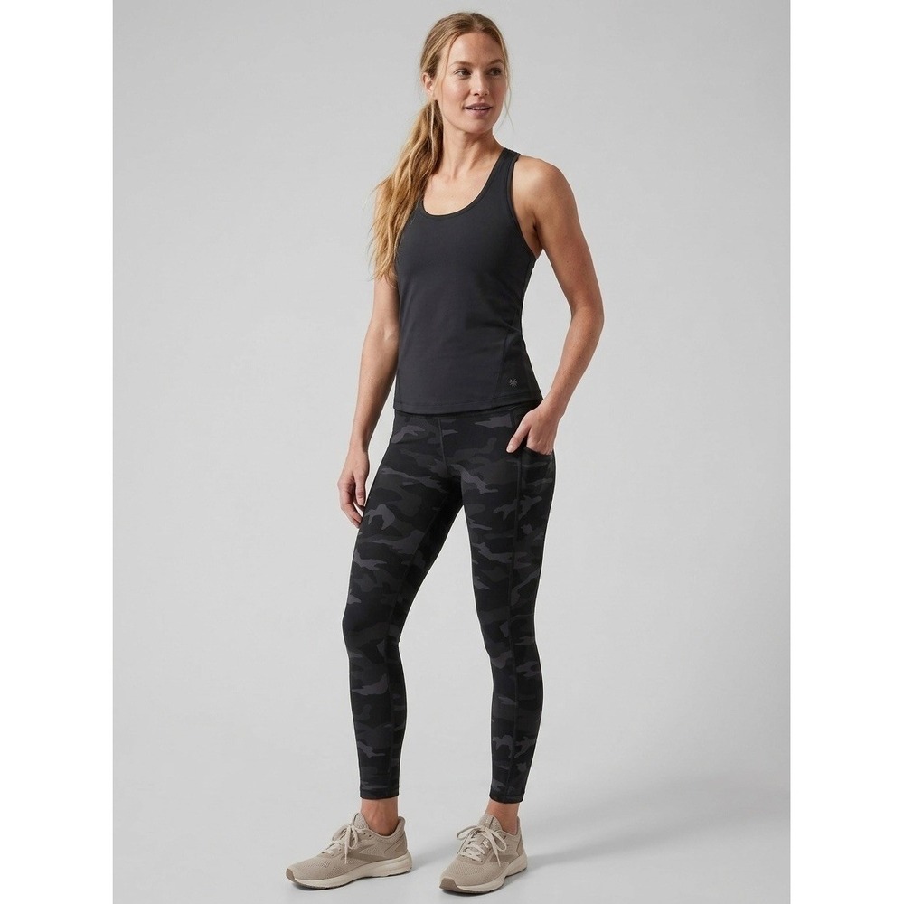 Athleta Ultimate Camo 7/8 Tight Black Grey Camouflage Leggings 1X S/531773-00
